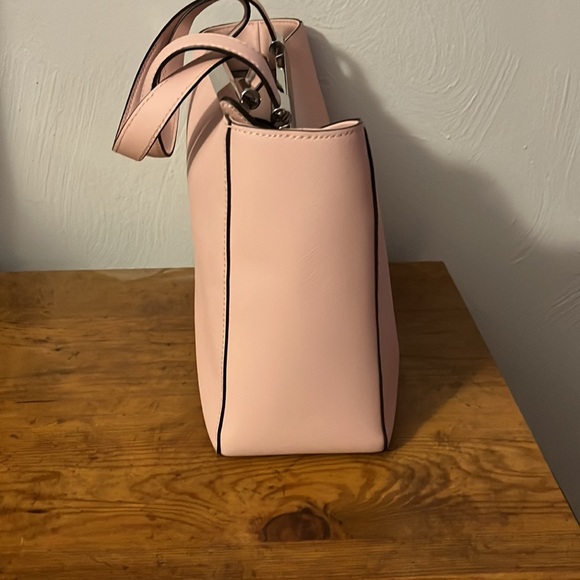 Michael Kors Pink Bag - Picture 4 of 7
